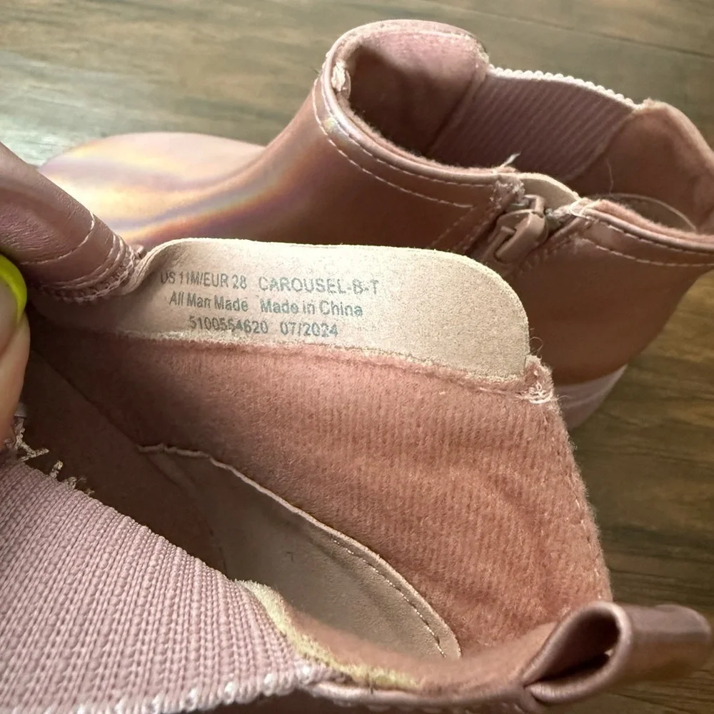 NWOT Blowfish Malibu Carousel Metallic Pink Ankle Boots-Size 11